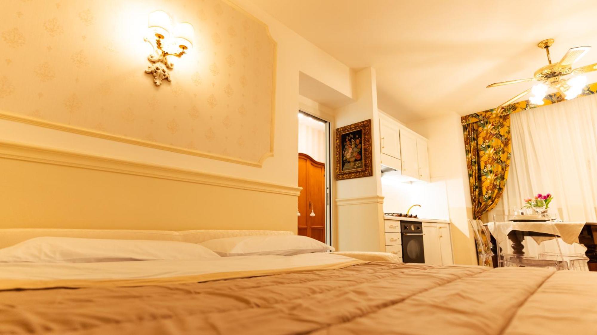 New Cozy Apartment - City Centre Лекко Экстерьер фото